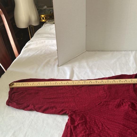 Torrid Red Relaxed Ribbed 3/4 Sleeve Blouse - Picture 7 of 9